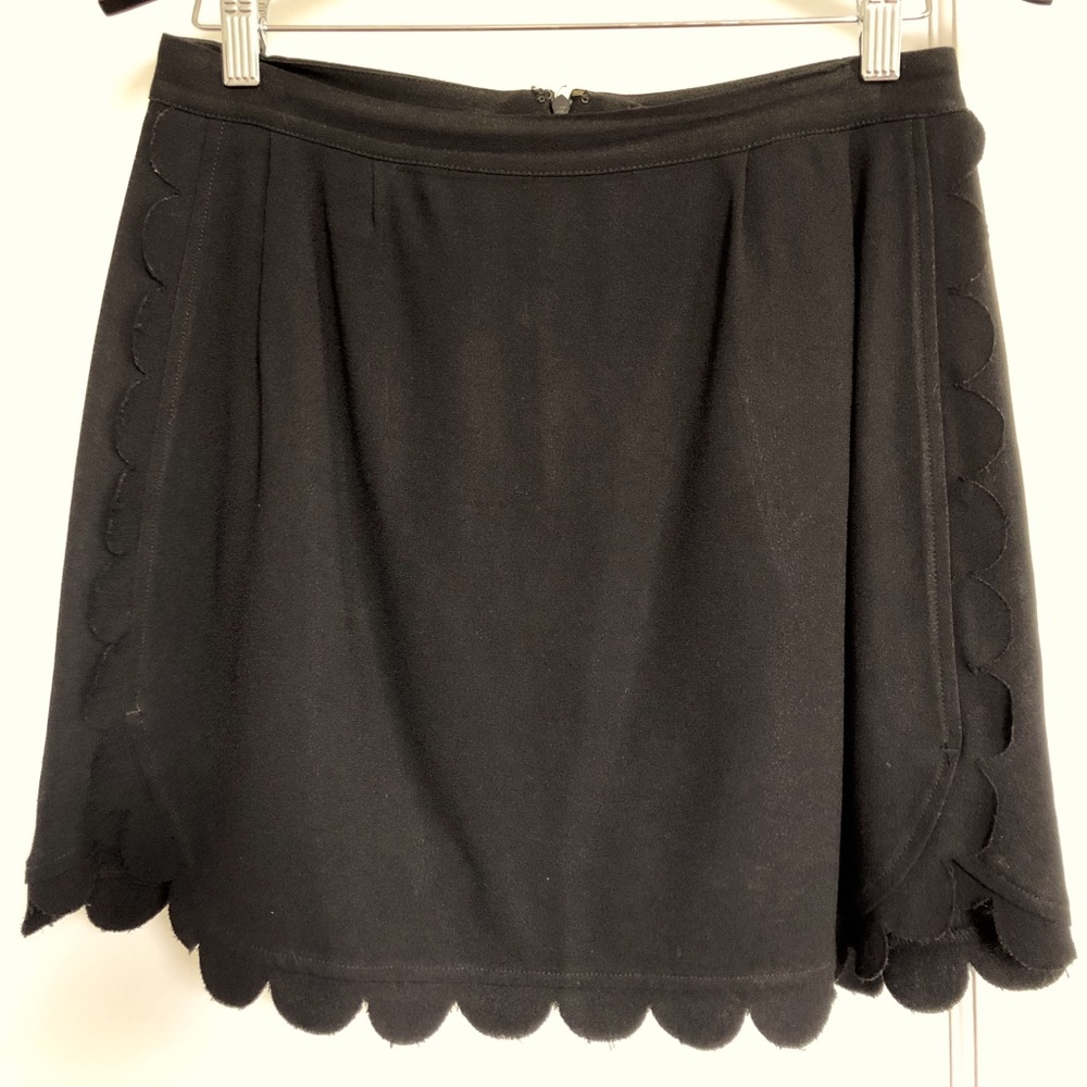 Club Monaco black skirt with scalloped trim